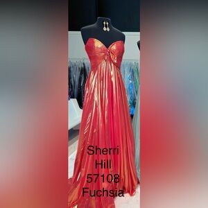 WTB: Sherri Hill 57167 or 57108